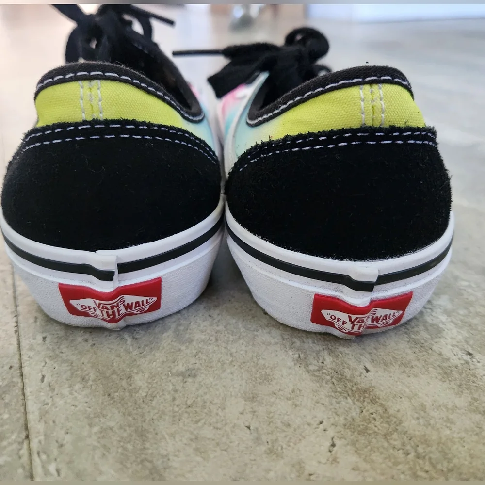 Vans Style  Skate Shoes Sneakers Ombre NWOT